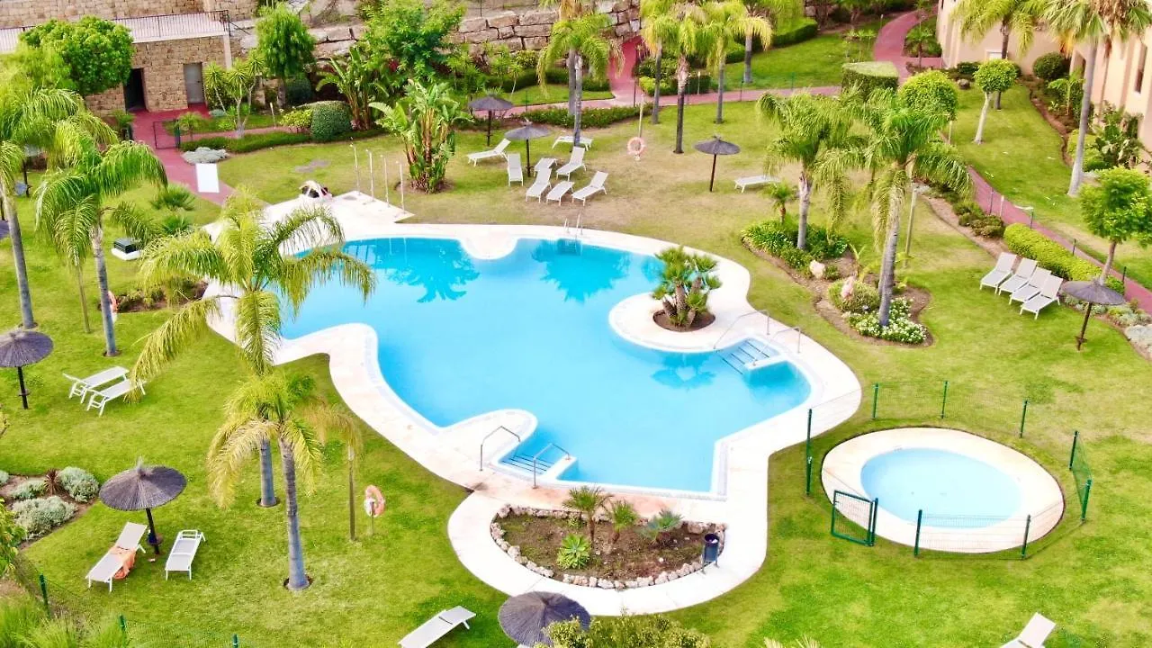 Quartiers Marbella Penthouse In Hacienda Cifuentes Benahavis Apartment Estepona