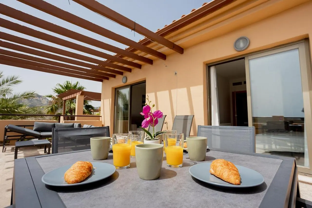 Quartiers Marbella Penthouse In Hacienda Cifuentes Benahavis Apartment Estepona
